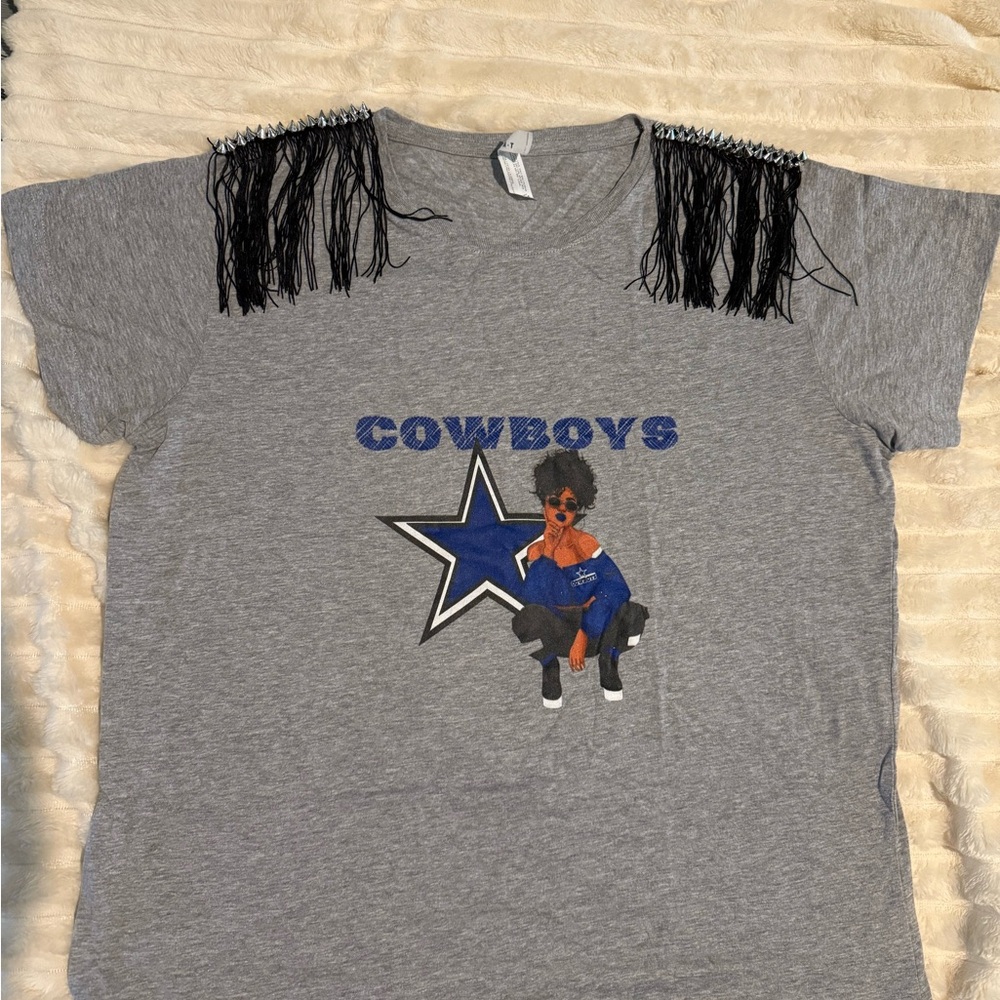 Gray Cowboys T-Shirt with Fringe